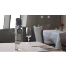 Lofoten N°68 ásványvíz mentes 888ml üveg palackban